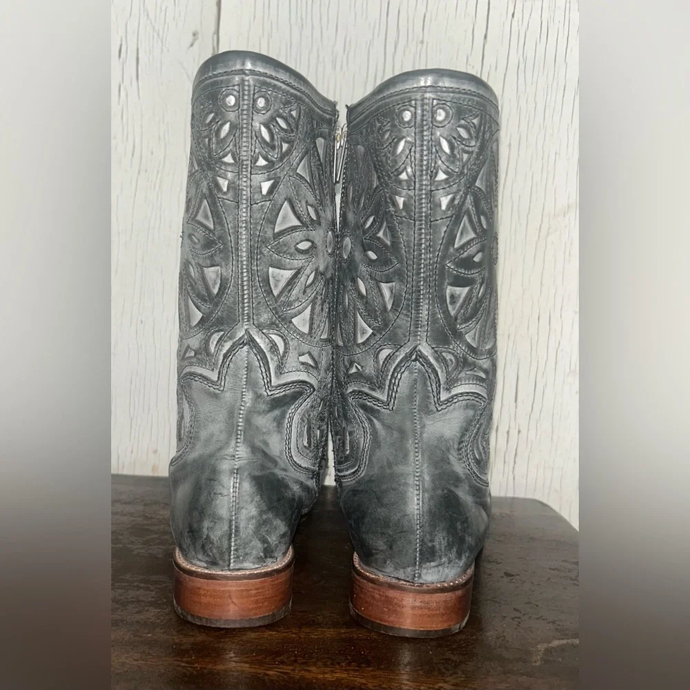 Patrons of Peace Floral Gray Heeled Boots - Picture 6 of 8